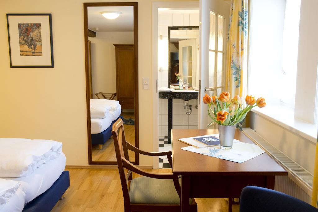 Hotel Weber Amöneburg Oda fotoğraf